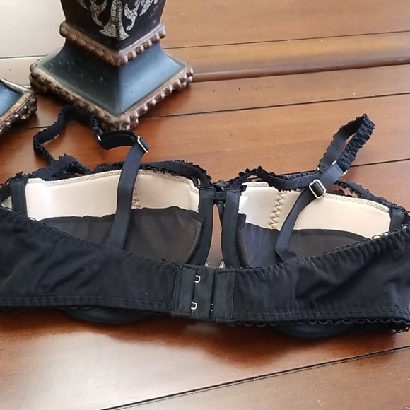 ADORE ME lace bra - Picture 5 of 11